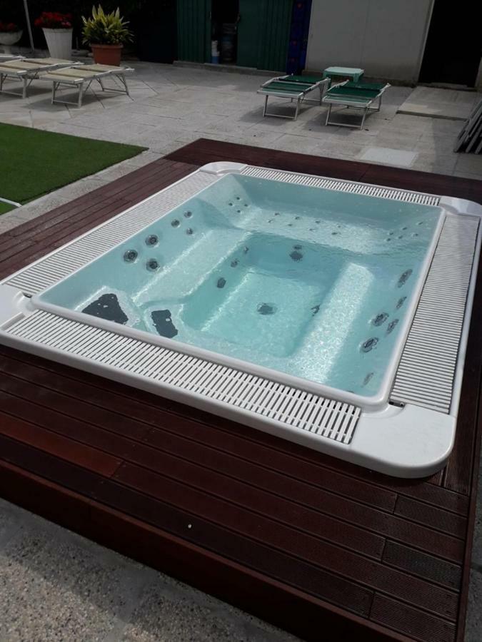 Hotel Lem 2*