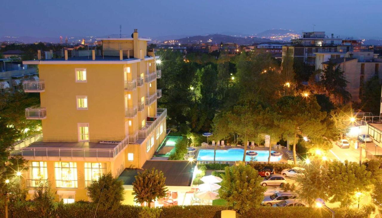 Hotel Bahama 3*