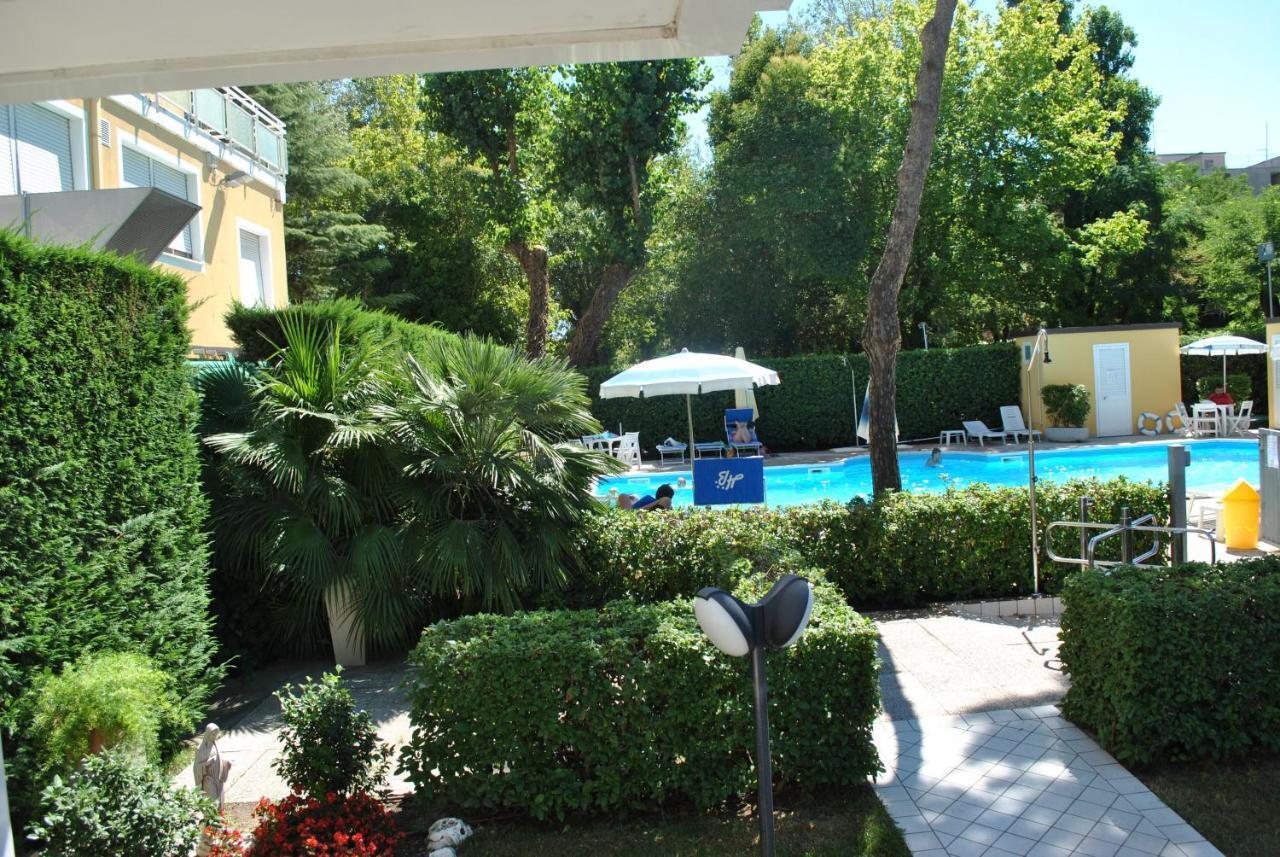 Hotel Bahama