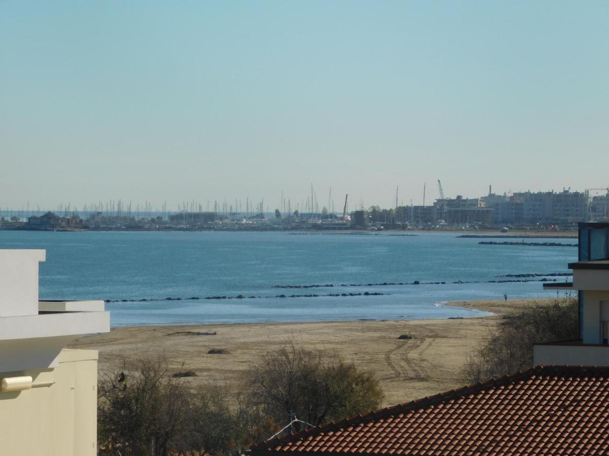 Dolores Hotel 3*