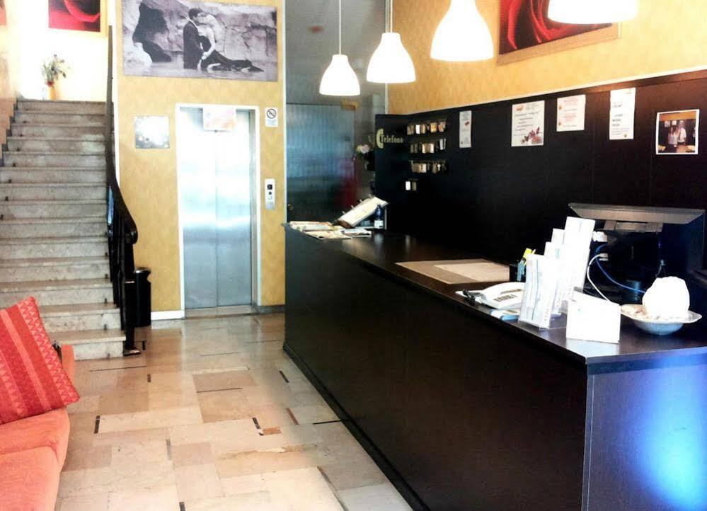 Hotel Hollywood 3*