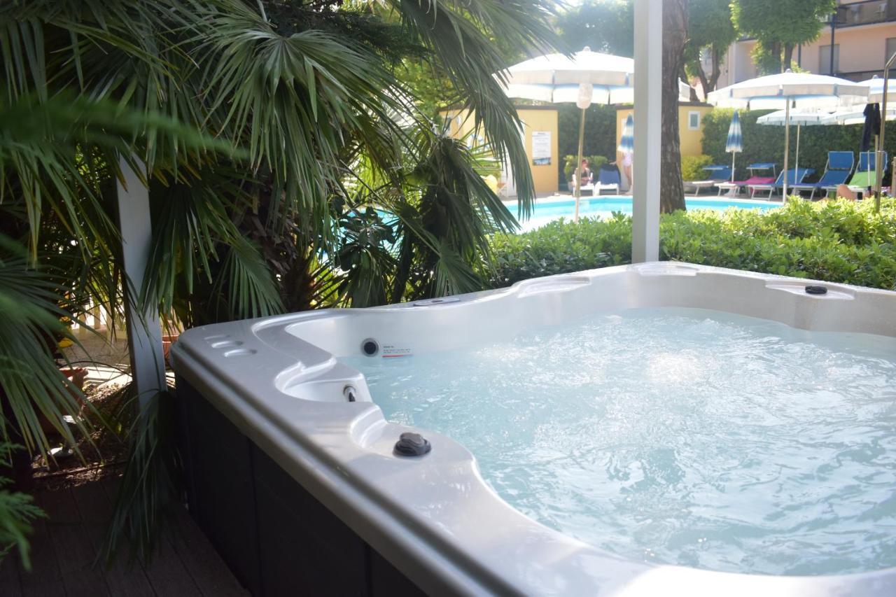 Bahama Hotel Rimini