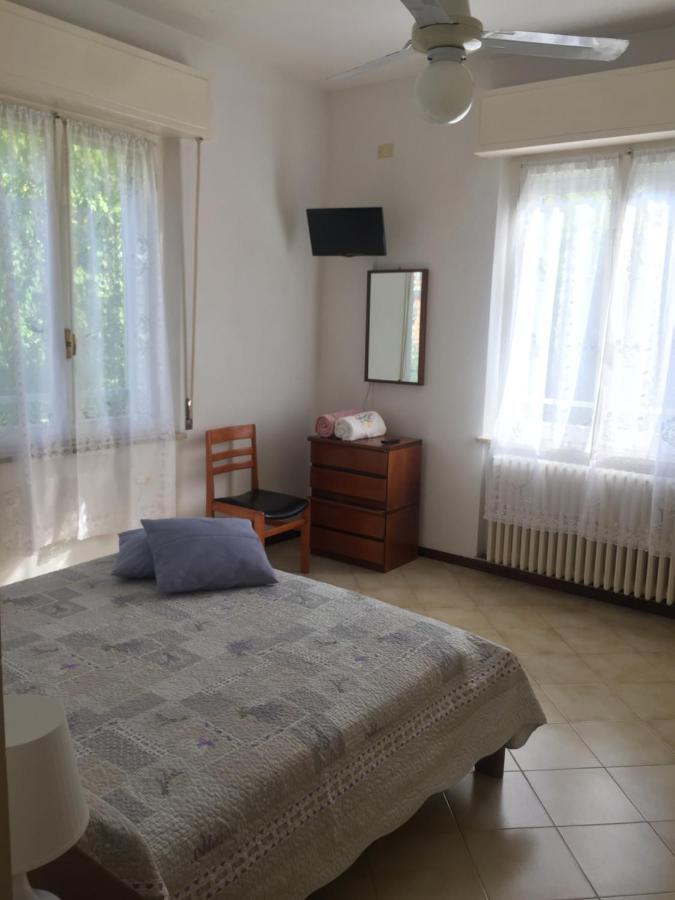 La Casa Di Clara Ombrellone Con 2 Lettini Al Lido San Giuliano Gratis E Parcheggio Privato Gratis Rimini