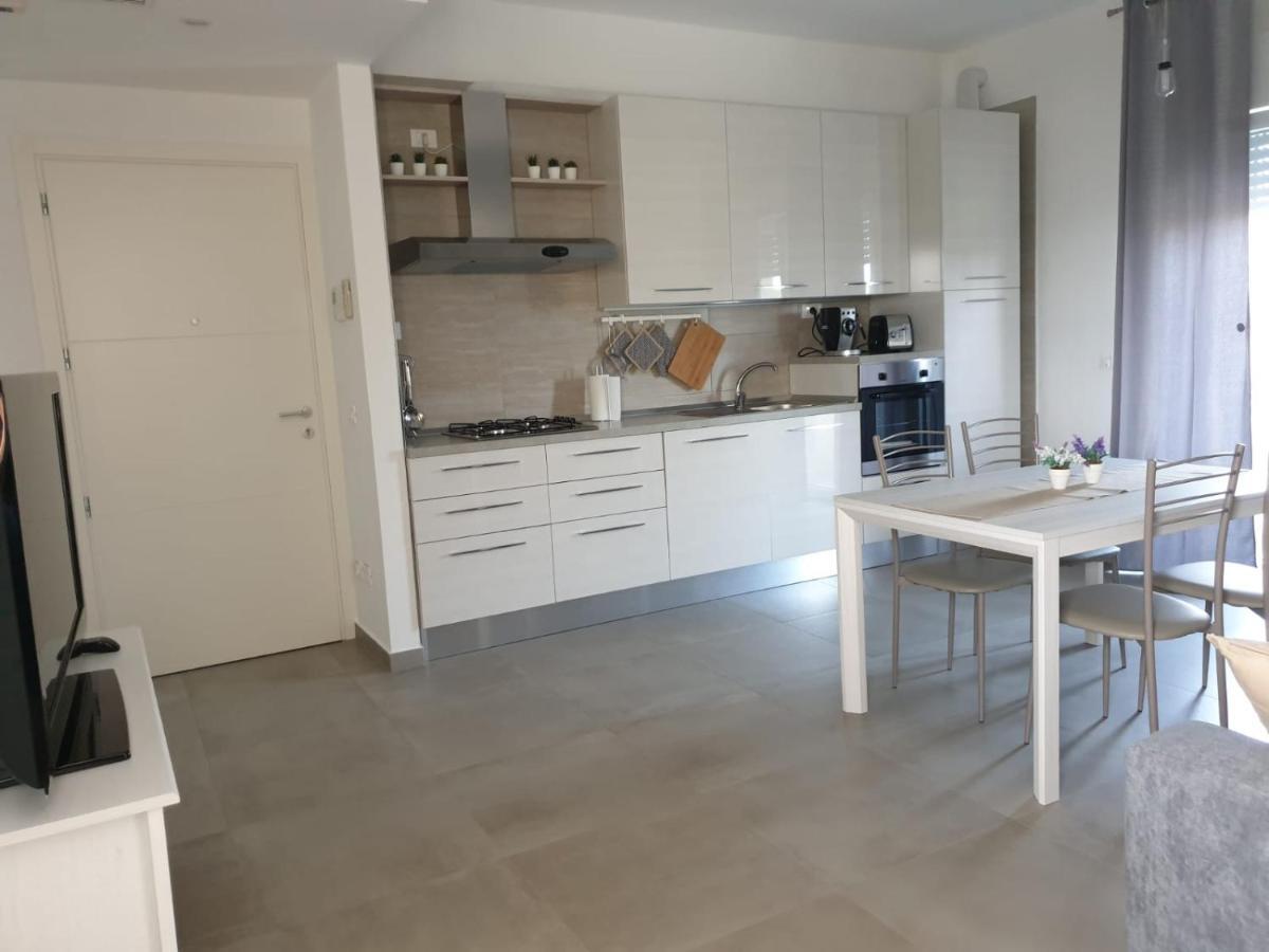 Casa In Campagna Alle Porte Di 3min Fiera 3 Min Mare Apartment *