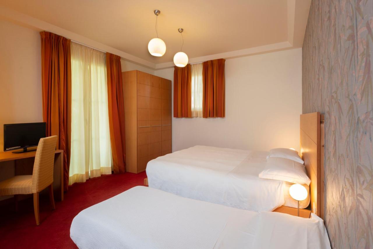 Hotel Accademia 3*