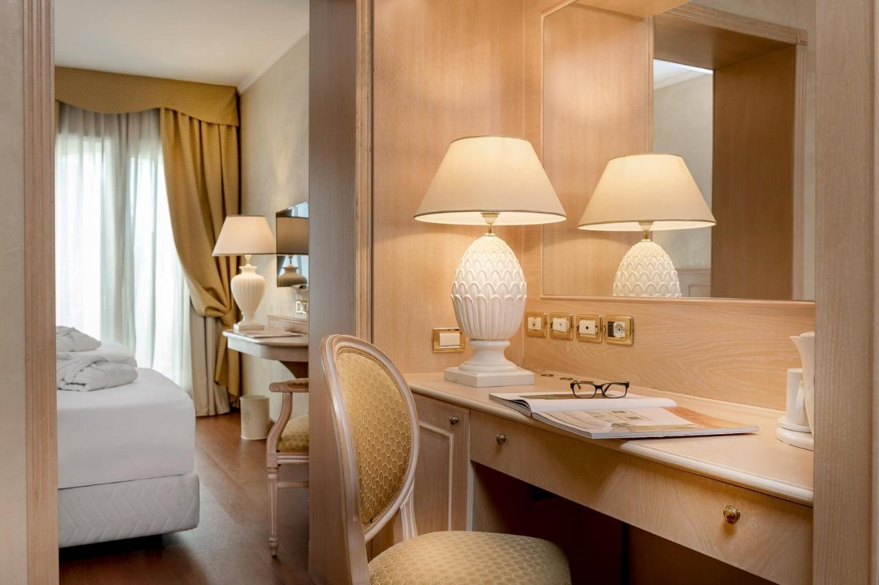 Hotel De Londres Rimini