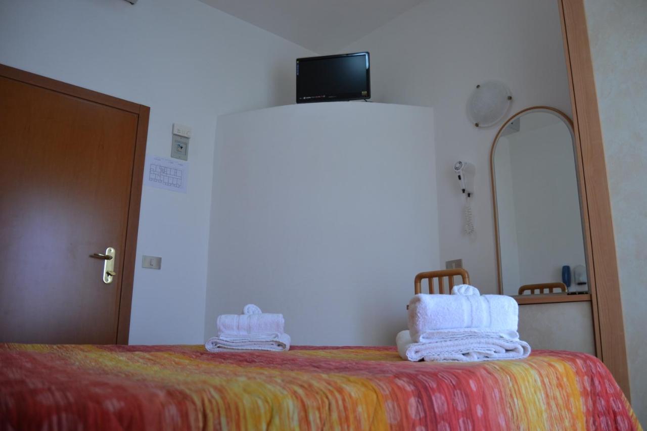 Hotel Apis
