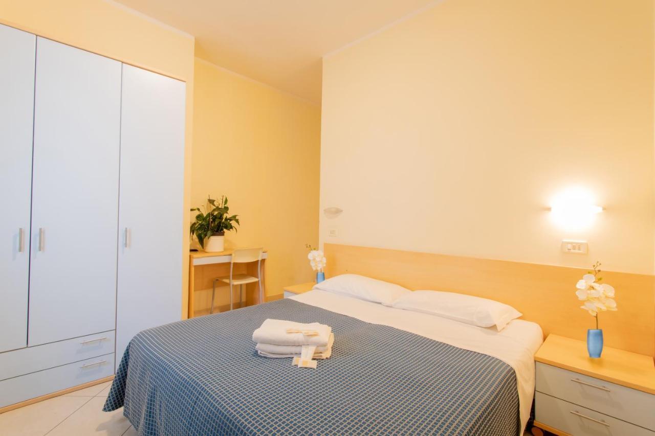 Fantasy Hotel 3*