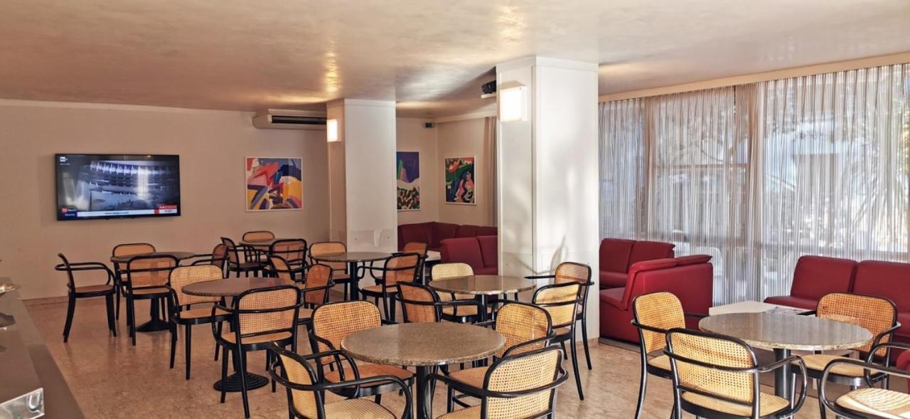 Cosmos Hotel 3*