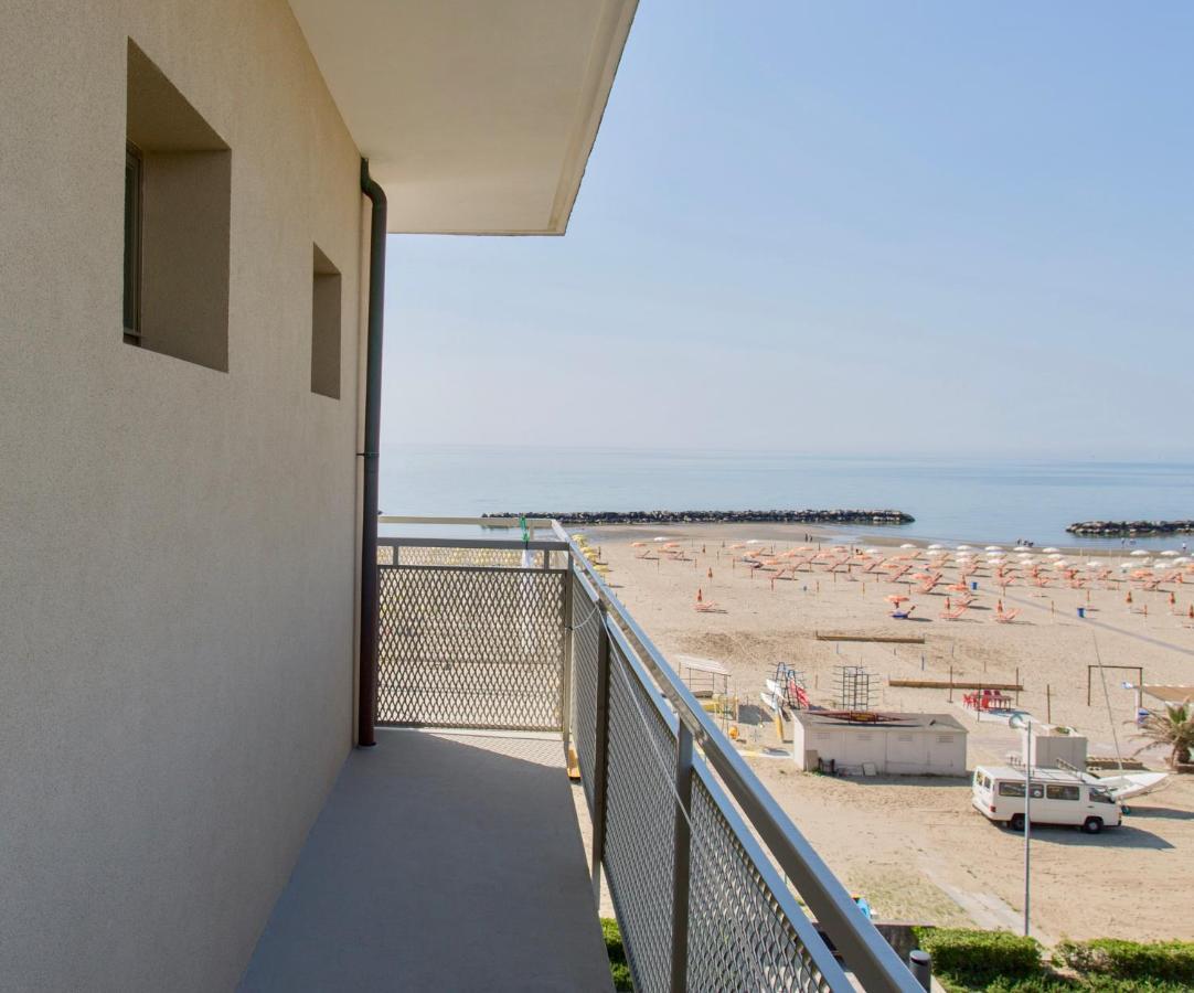 Tritone Hotel 3*