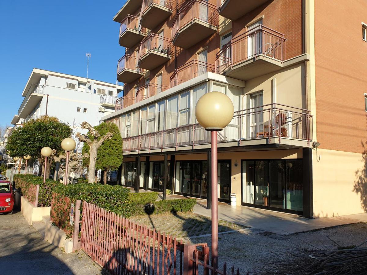 Paradiso 2* Rimini