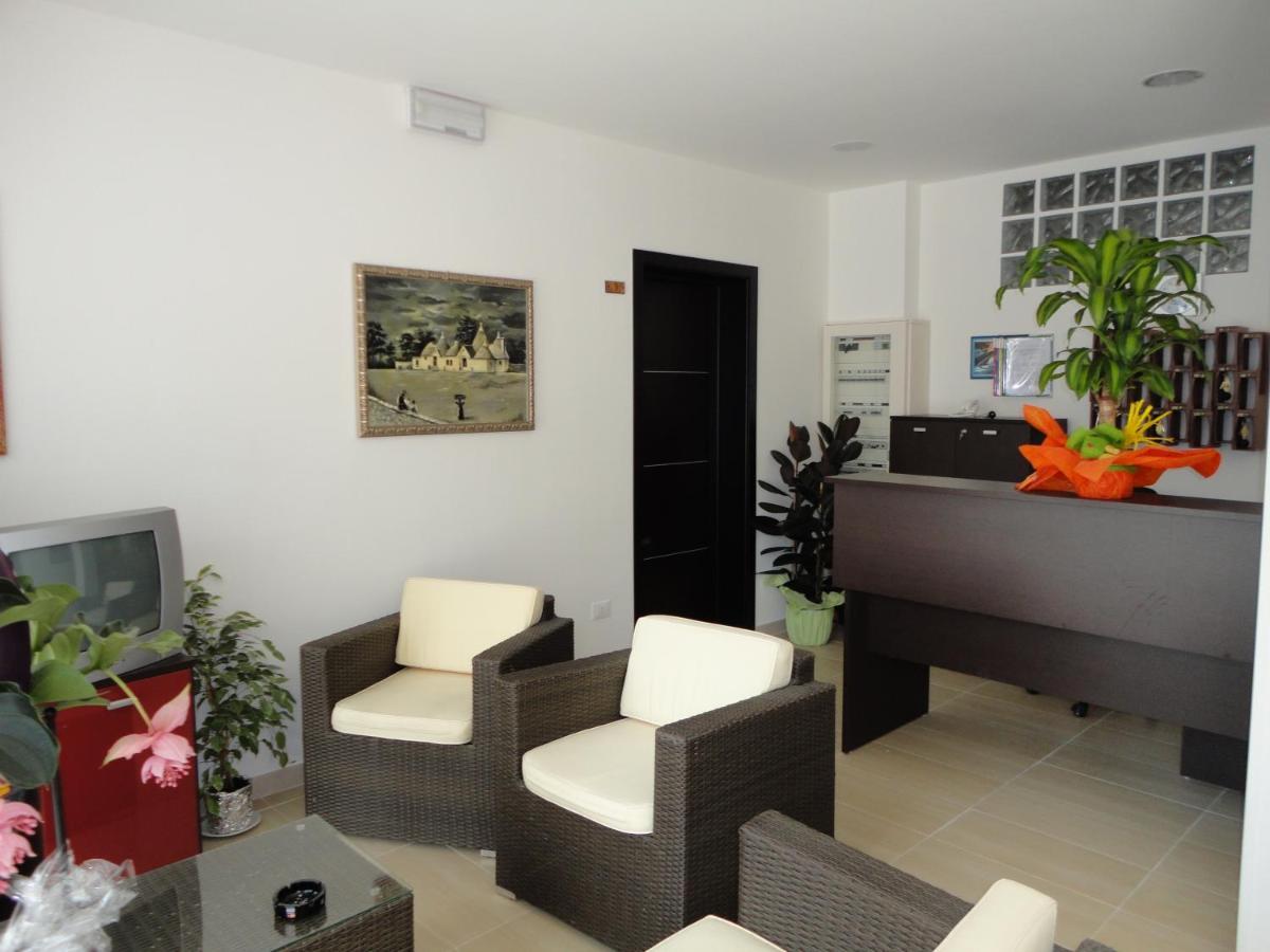 Della Vista Aparthotel
