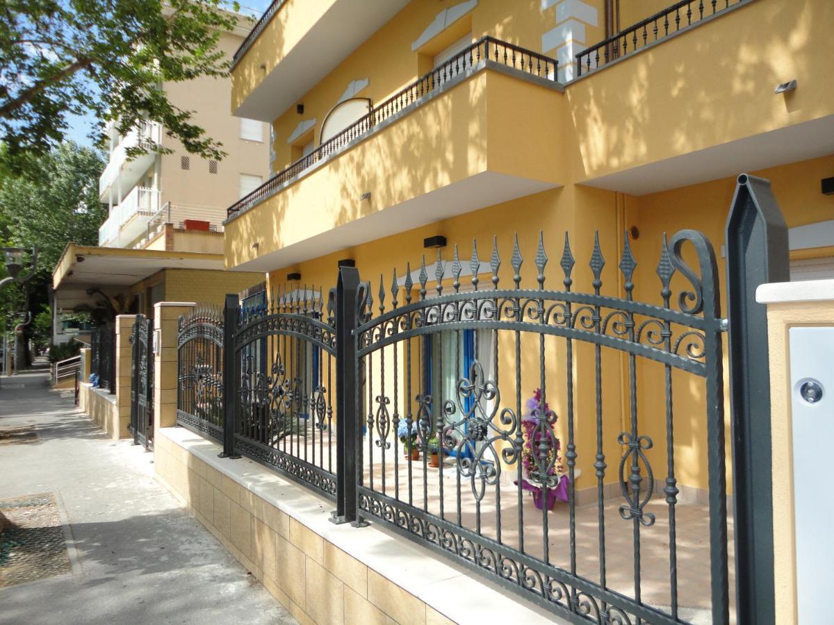 Della Vista Aparthotel *