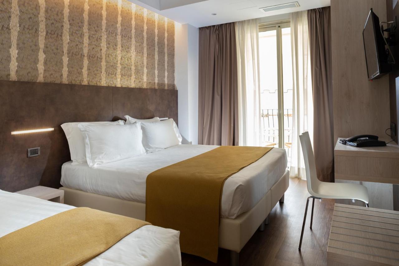 Queen Aparthotel 3*