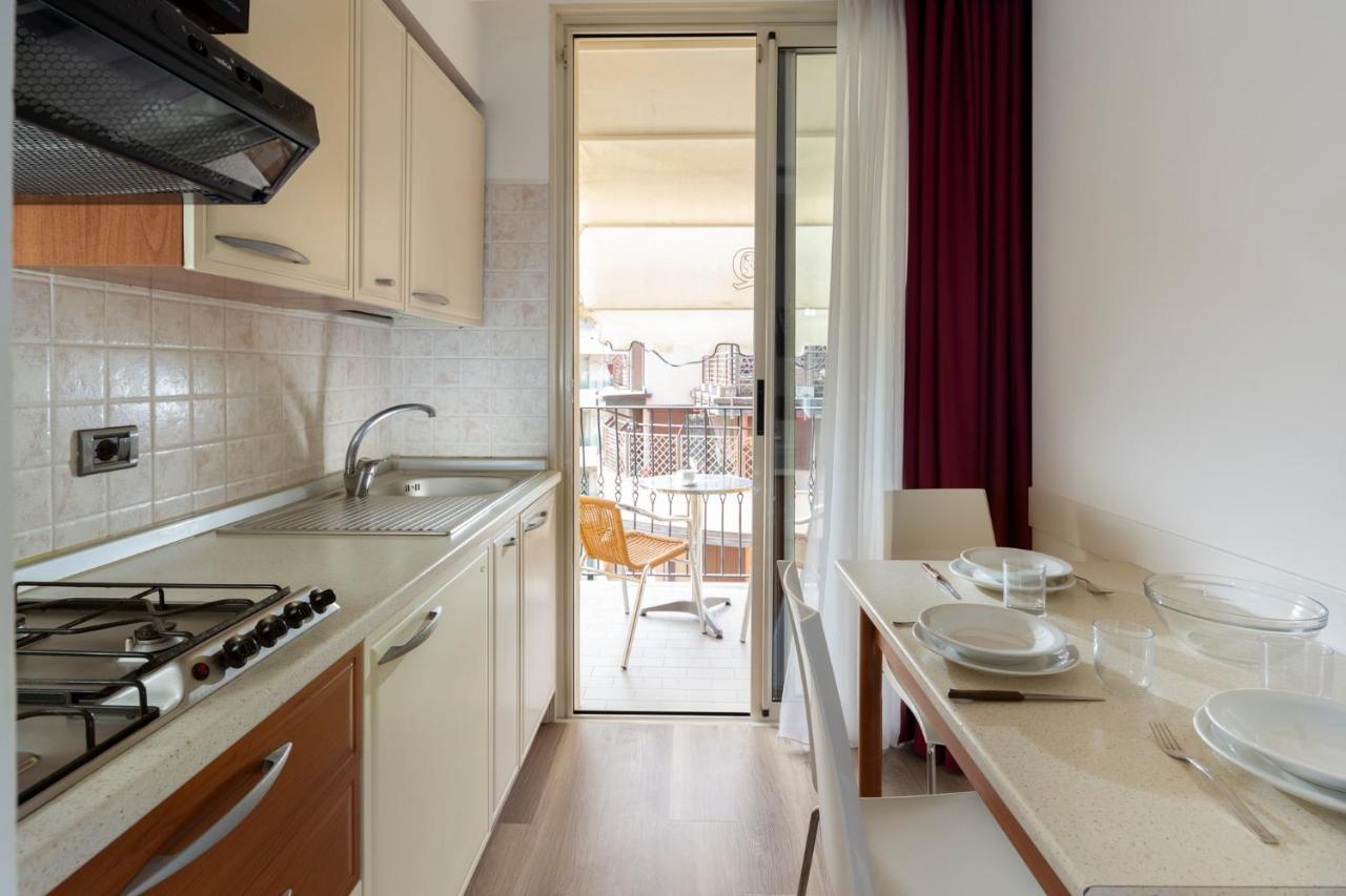Queen Aparthotel Rimini