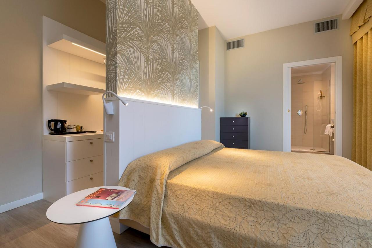 Astor Hotel 3*
