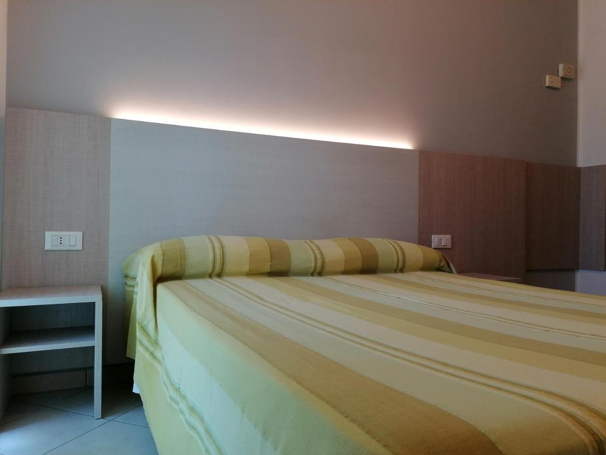 Andrea's Hotel 3*