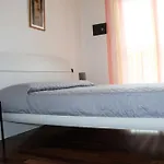 Frally Home Intero Alloggio, Appartamento.
