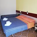 Hotel Cesari