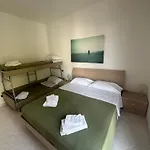 Beach House Holiday Apartments