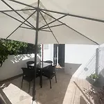 Appartamento Moderno Vicino Alla Spiaggia