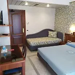 Hotel De France