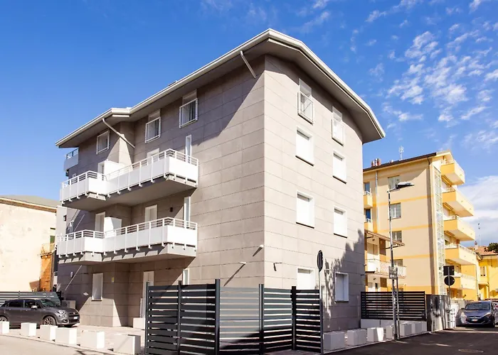 Apho Apartment Hotel
