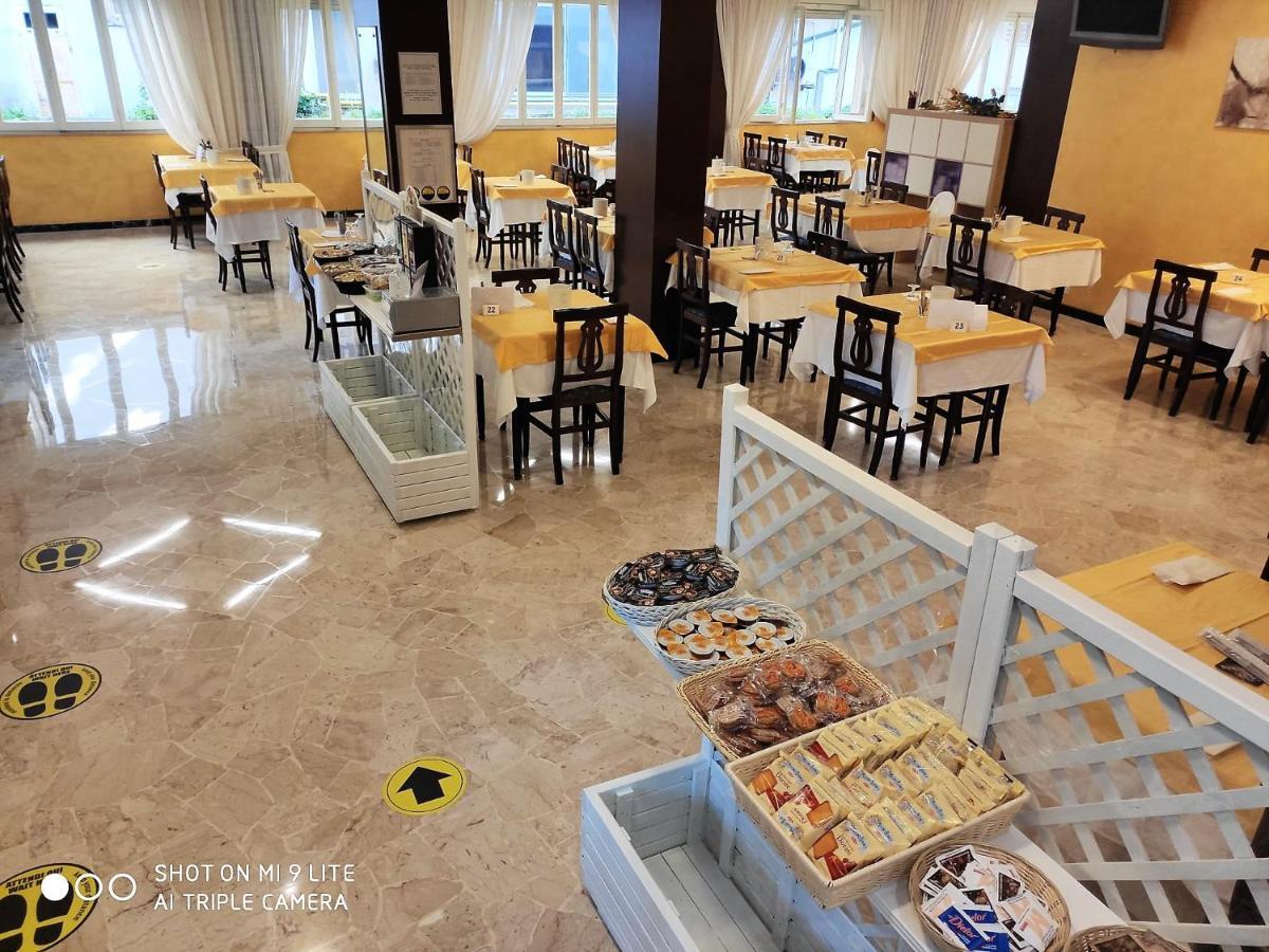 Hotel Mantovani Mariu Rimini