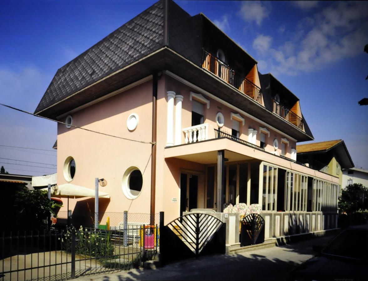 Hotel Cesari Rimini