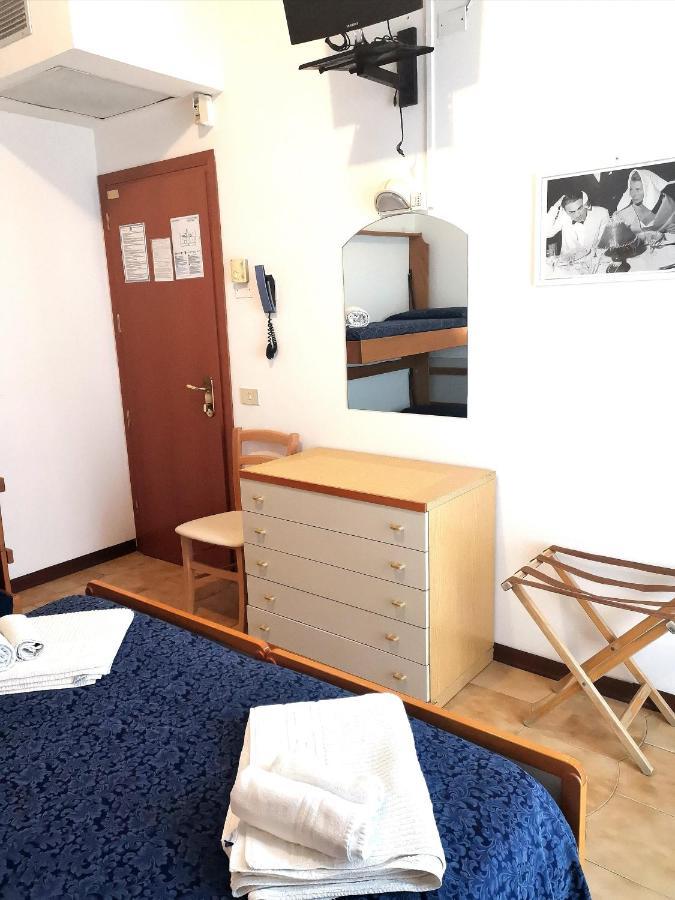 Hotel Alcazar 3*