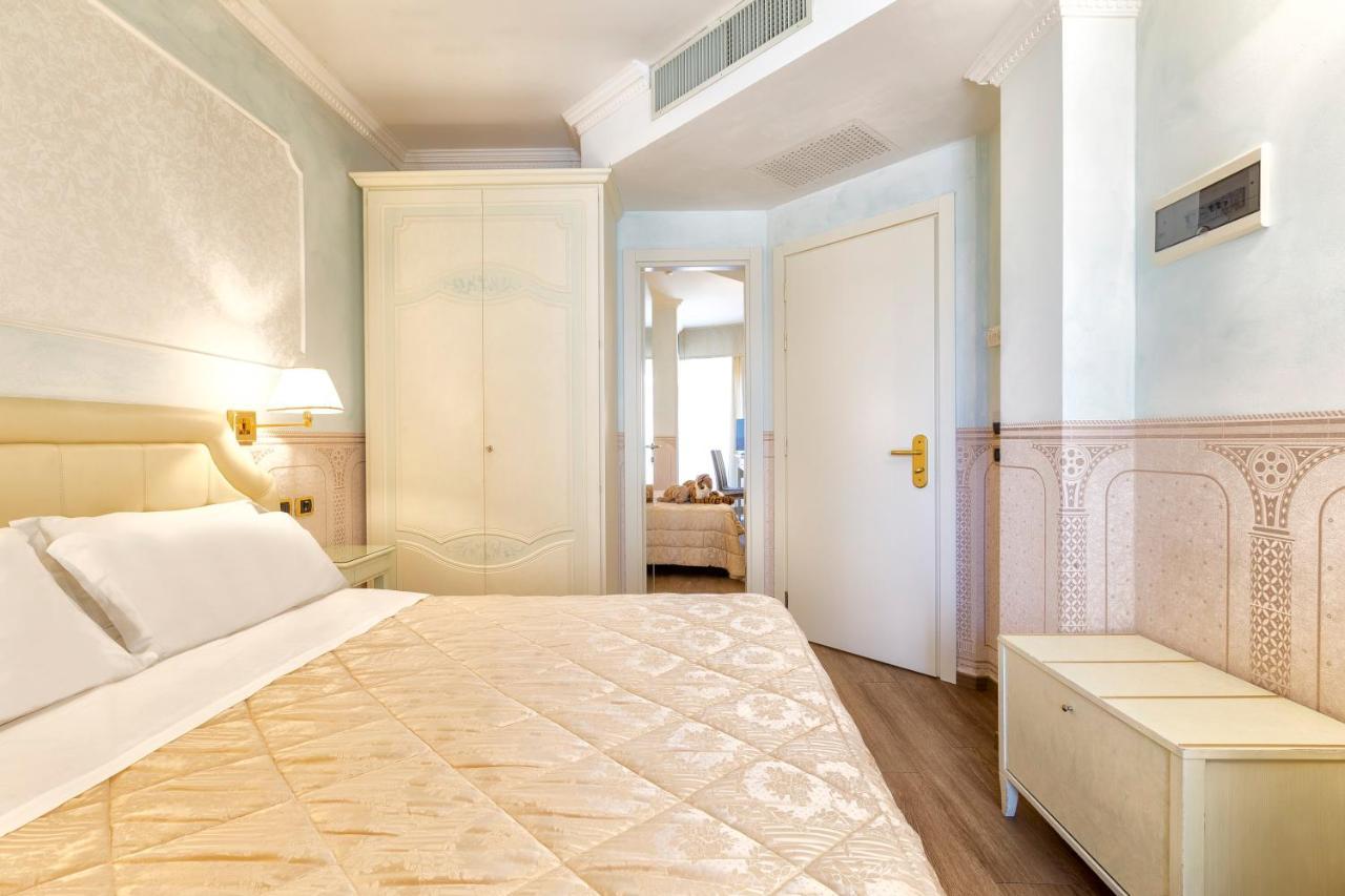 Baia Imperiale Hotel 4*