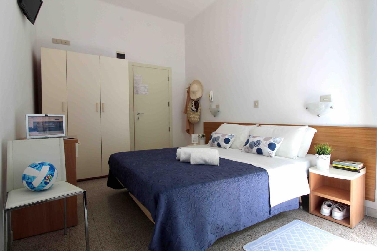 Hotel Kelly 2*