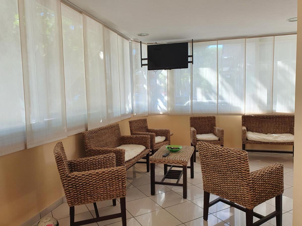 Aramis Hotel 3*