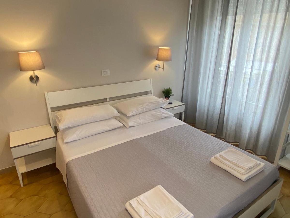 T Hotel 3*