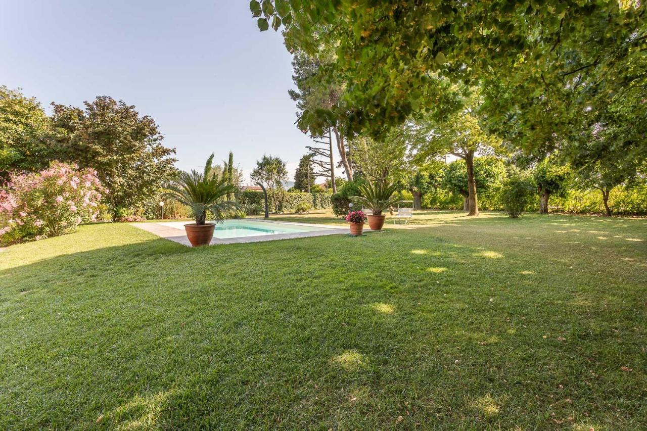 Podere Terrerosse Con Piscina Nell'entroterra Di * Rimini