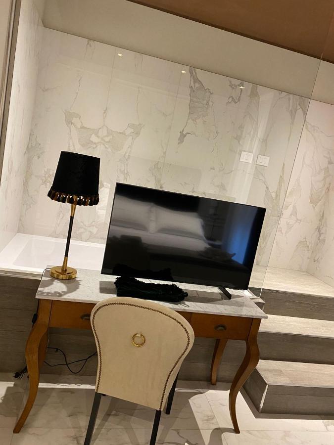 Luxury Siano Couette-café