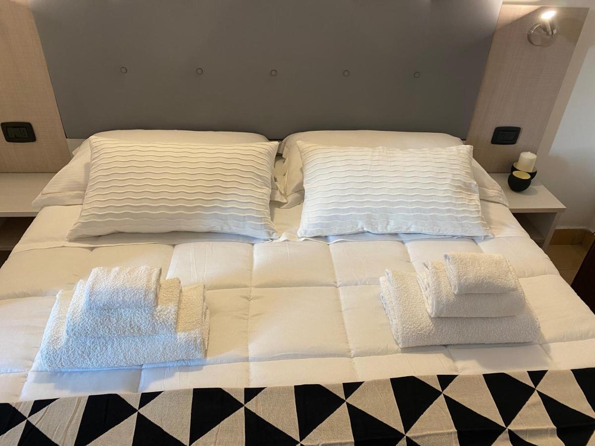 Noah Hotel