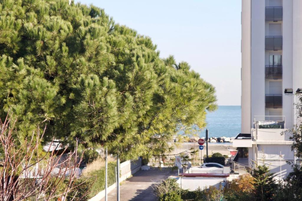 Uno Scorcio Di Blu Rimini