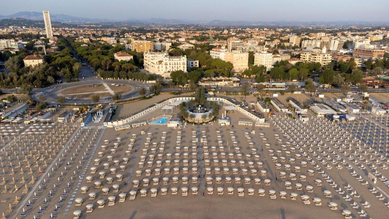 Grand Hotel 5*