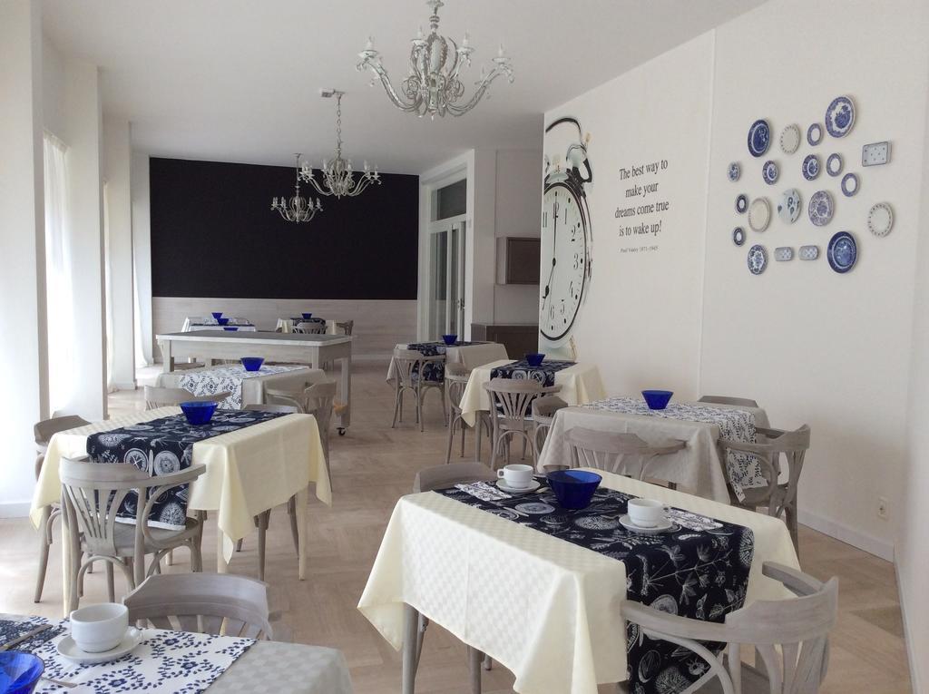 Morri's Apartment *