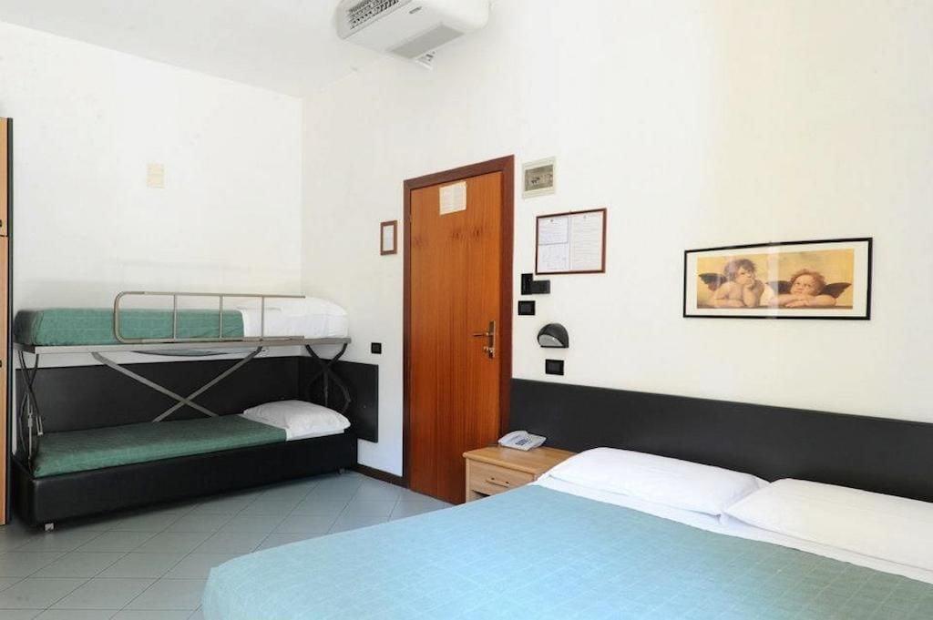 Hotel St Pierre 3*