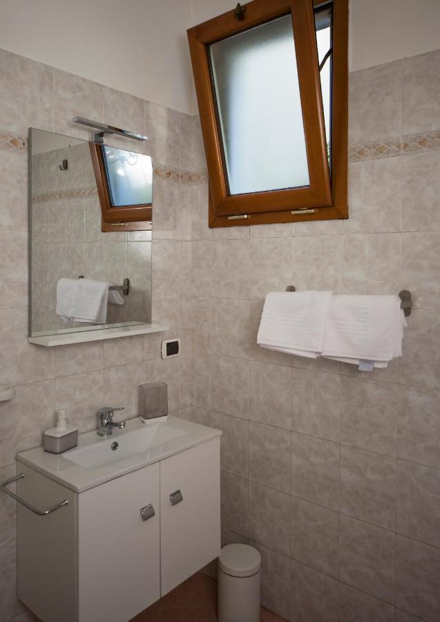 Yellow Aparthotel