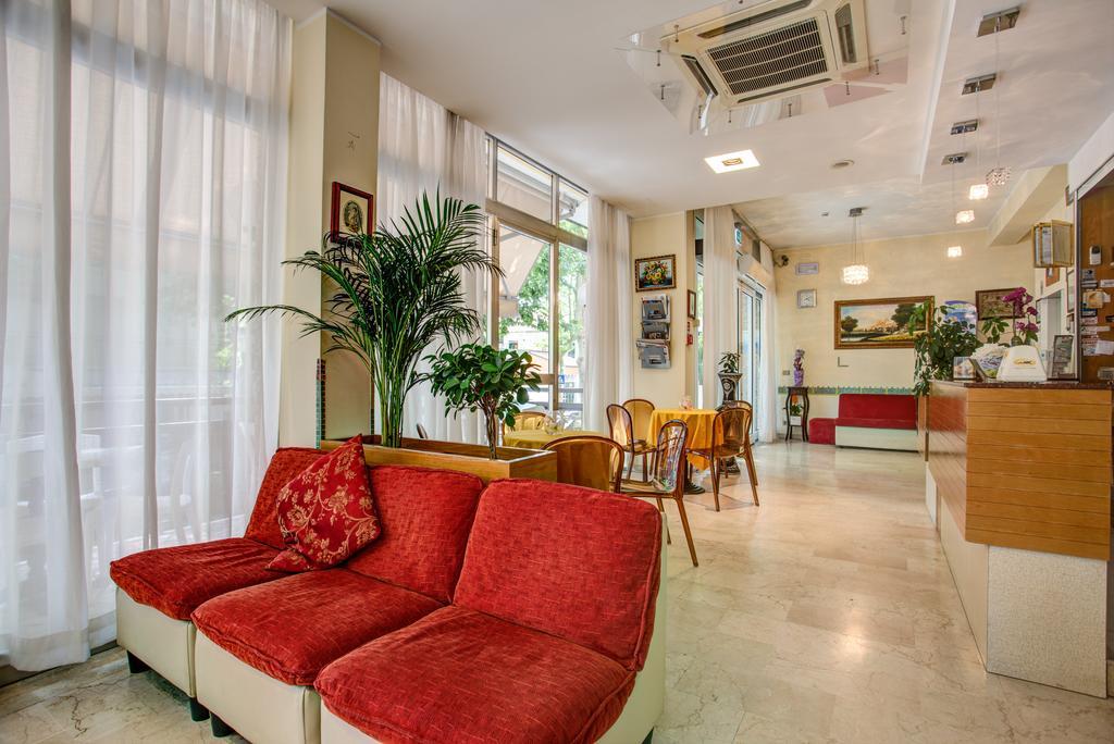 Tiziana Hotel 3*