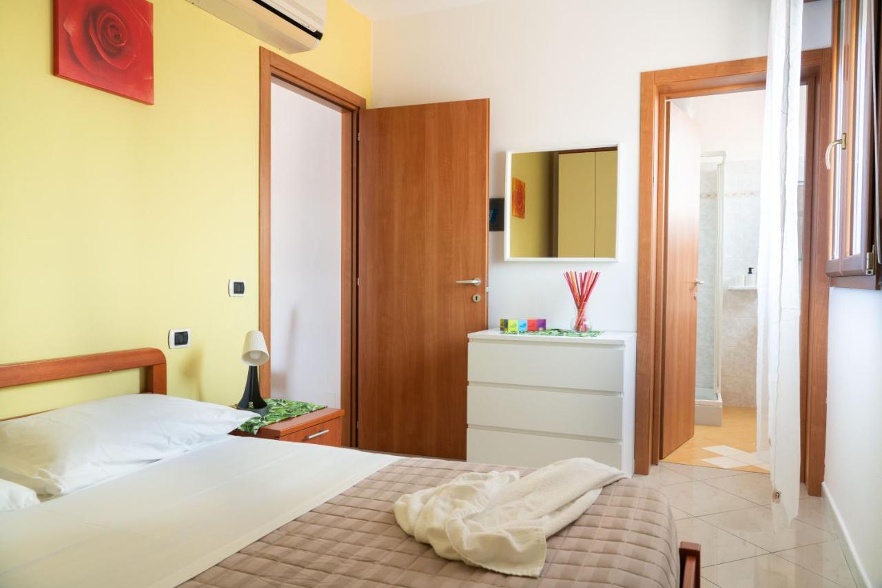 Yellow Aparthotel