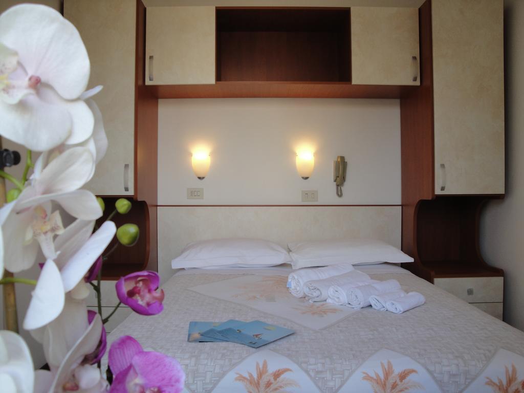Mantovani Mariu 3* Rimini