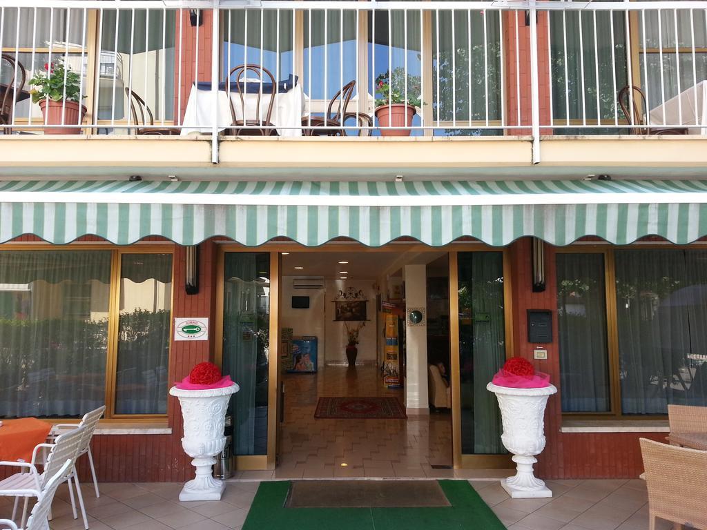 Condor Hotel