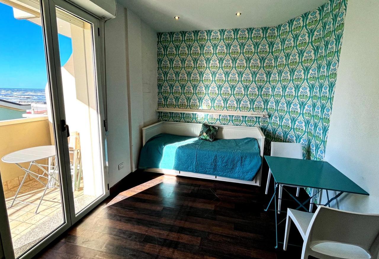 Aparthotel Frontemare 2*