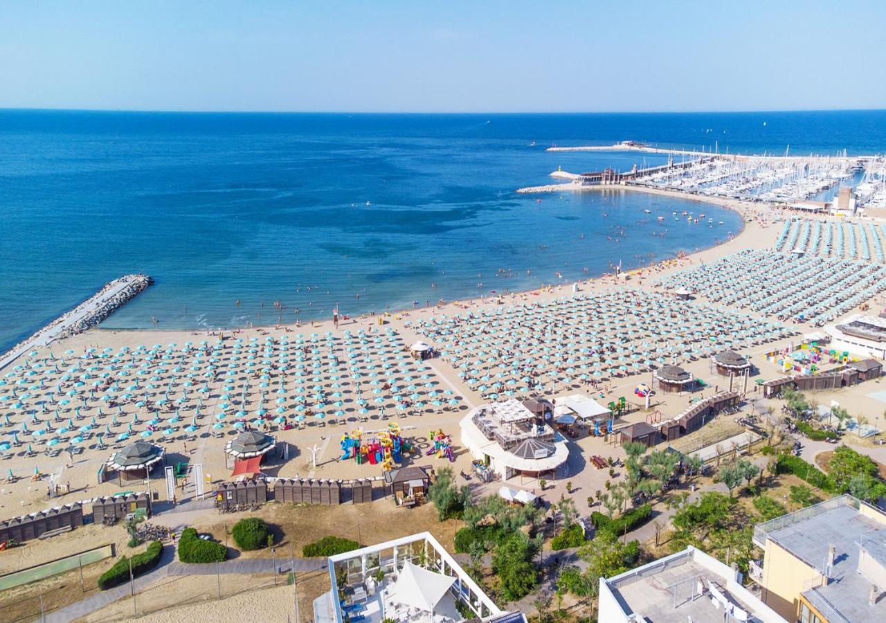 Paloma Hotel 3*