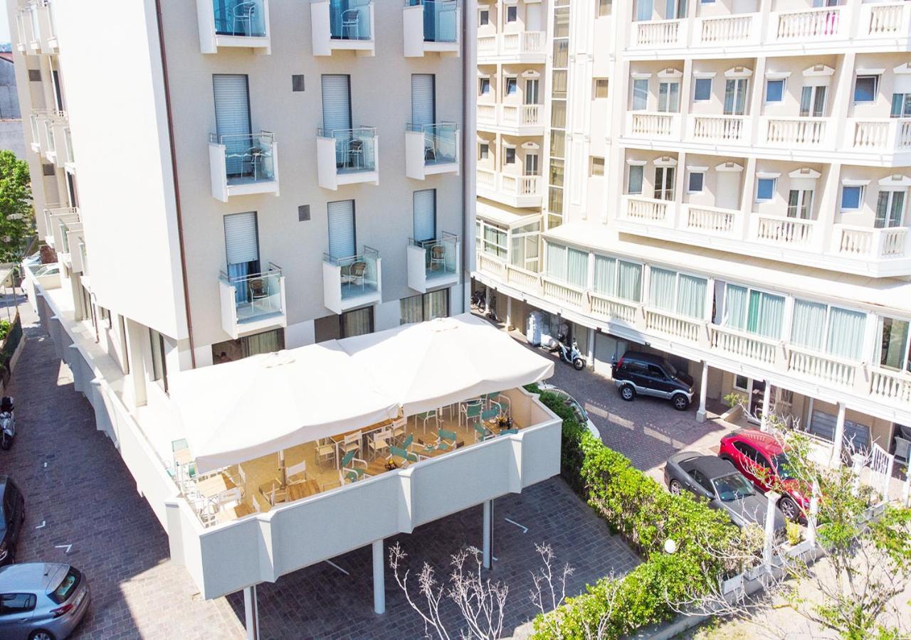 Hotel Paloma 3*