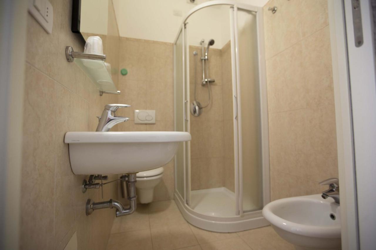 Confort Hotel 3*